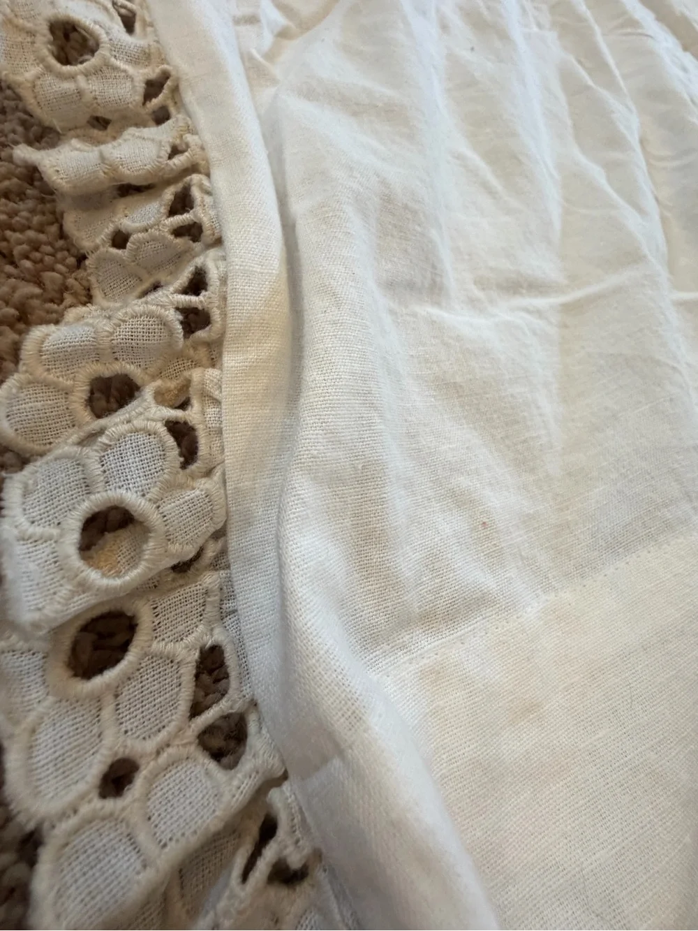 Anthropologie cotton embroidered floral edge curtain panel 69 x 50 white lace